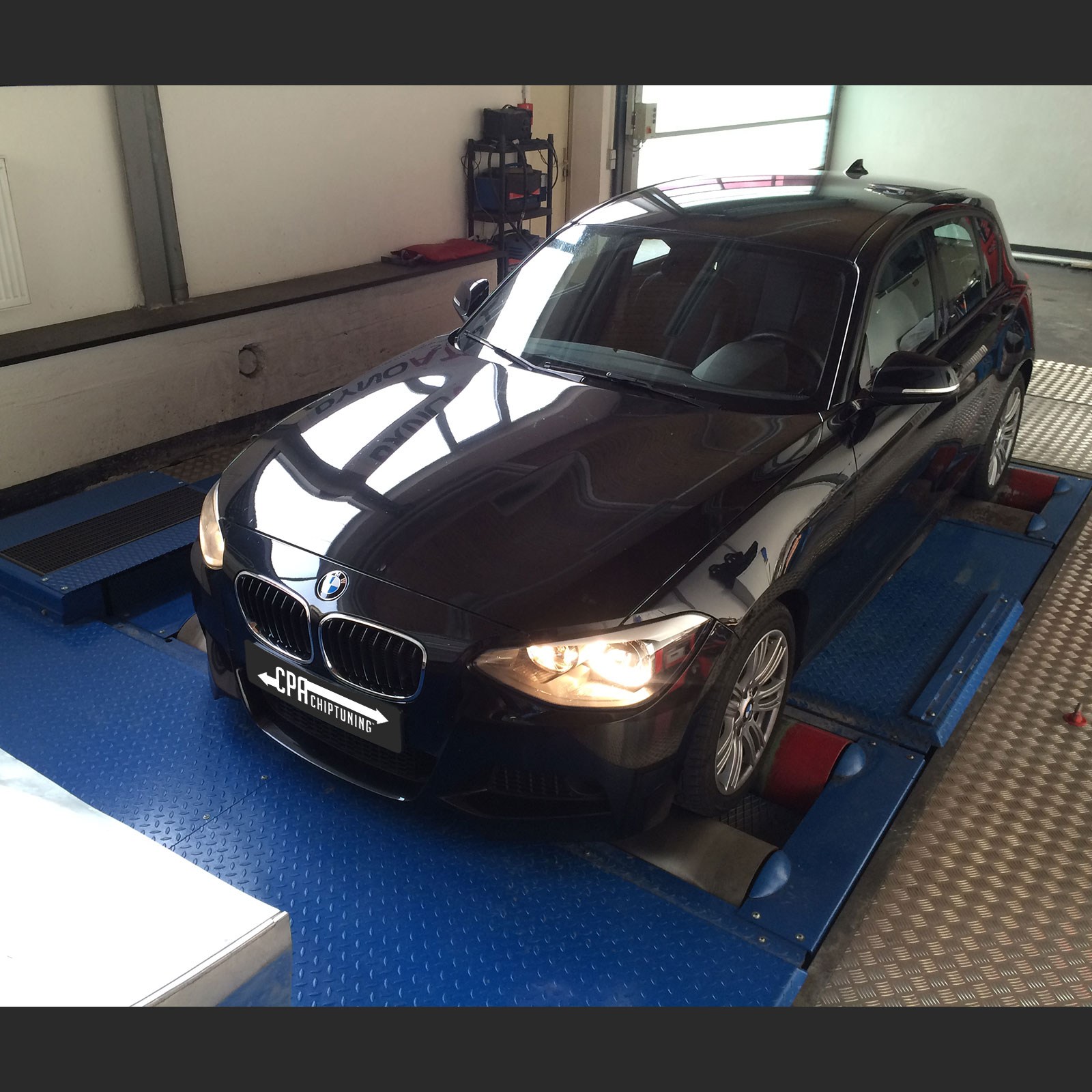 Kompaktní třída BMW v rámci testování v CPA