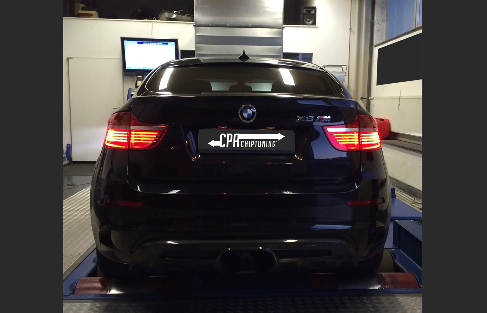 Na testu v CPA byl BMW X6 M