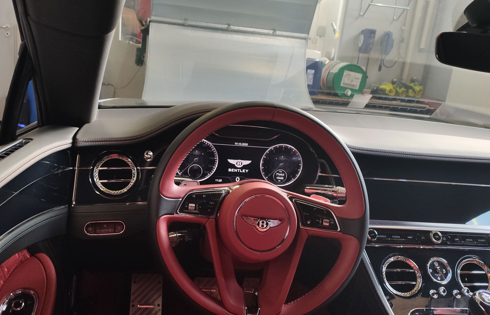 Na dynamu: Bentley Continental GT V8